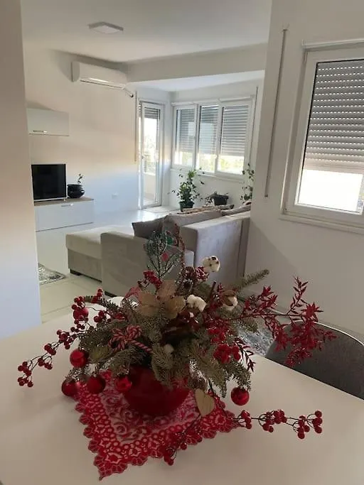 Spacious Apartment In Luxury Residence Tirana